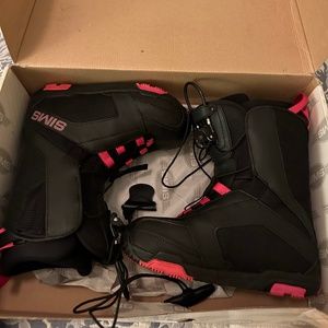 Women Snowboard Boots Size 6